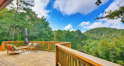 Mtn View + Fire Pit: Pet-friendly Woodlawn Cabin!