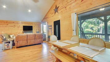 Rumah (2 Bedrooms) | Interior
