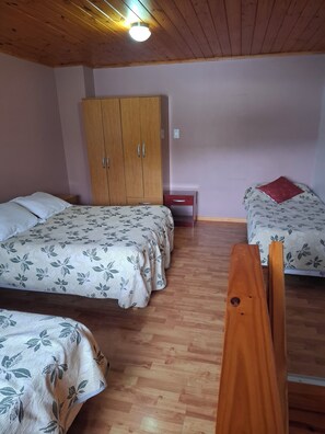 1 bedroom, WiFi, bed sheets