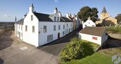 Merchant's House- stunning seaview period home