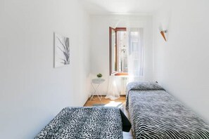 2 bedrooms