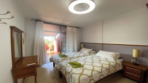 2 bedrooms, free WiFi, bed sheets