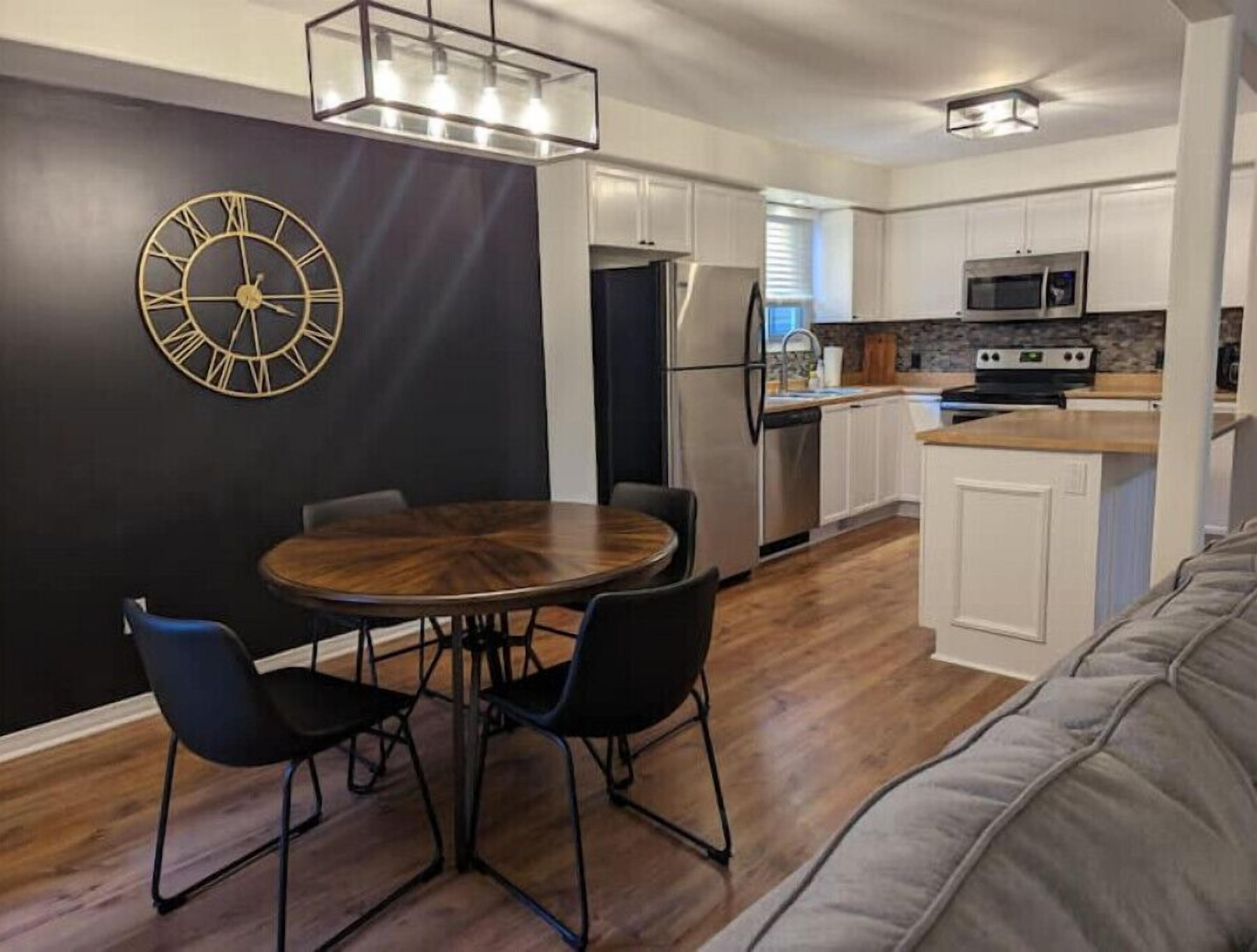 Kitchen and dining room 