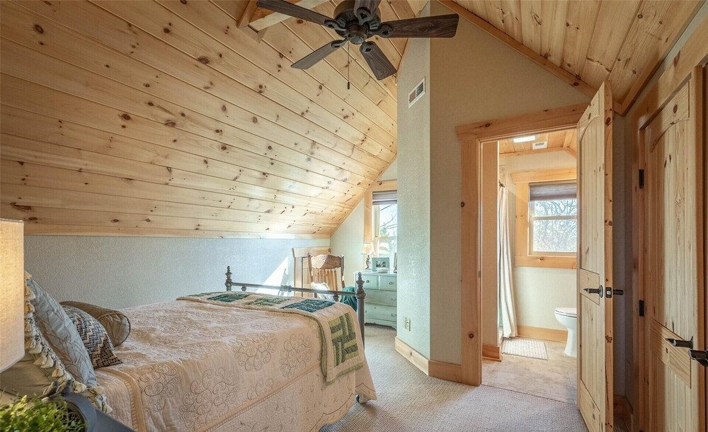 The Views of Towering Black Mountain Range Will Blow You Away!! Nebo