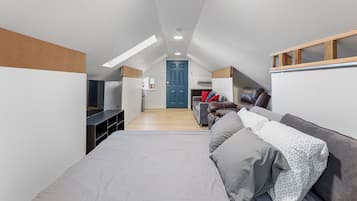 5 habitaciones, tabla de planchar con plancha y wifi gratis