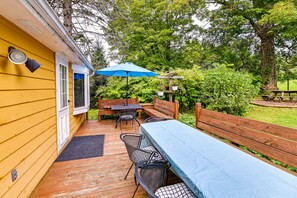 Outdoor dining - Canandaigua Getaway w/ Deck & Sunroom! (Canandaigua)