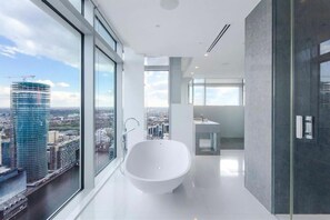 Apartment | Bathroom | Separate bathtub and shower, deep-soaking bathtub, towels - 4 Bed Penthouse - Sleeps 10 - Parking - Smoking (London)