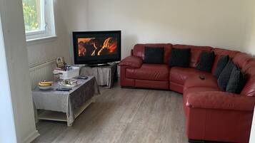 Smart TV, DVD player, books, music library