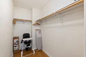 Interior - The Bleu Pearl 3Bed 2Bath Venice Beach/MDR/SM (Marina del Rey)