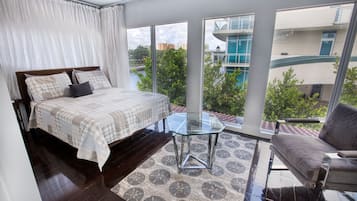 4 habitaciones, tabla de planchar con plancha y wifi gratis