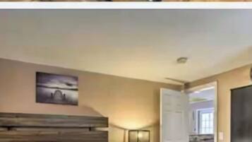 3 多间卧室、办公桌、熨斗/熨衣板、免费 WiFi