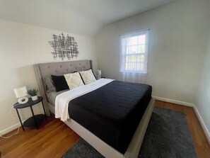 5 bedrooms - Next to Virginia Hospital Center (Arlington)