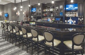 Bar (on property) - Near Central Park NY Marathon finish Nov 3 thru 5 Perfect for runners & support (New York)