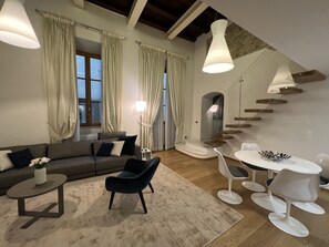 Interior - Elegante appartamento Borgo San Jacopo (Firenze)