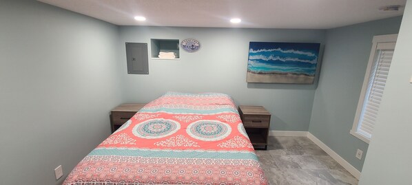 1 bedroom, in-room safe, iron/ironing board, travel cot