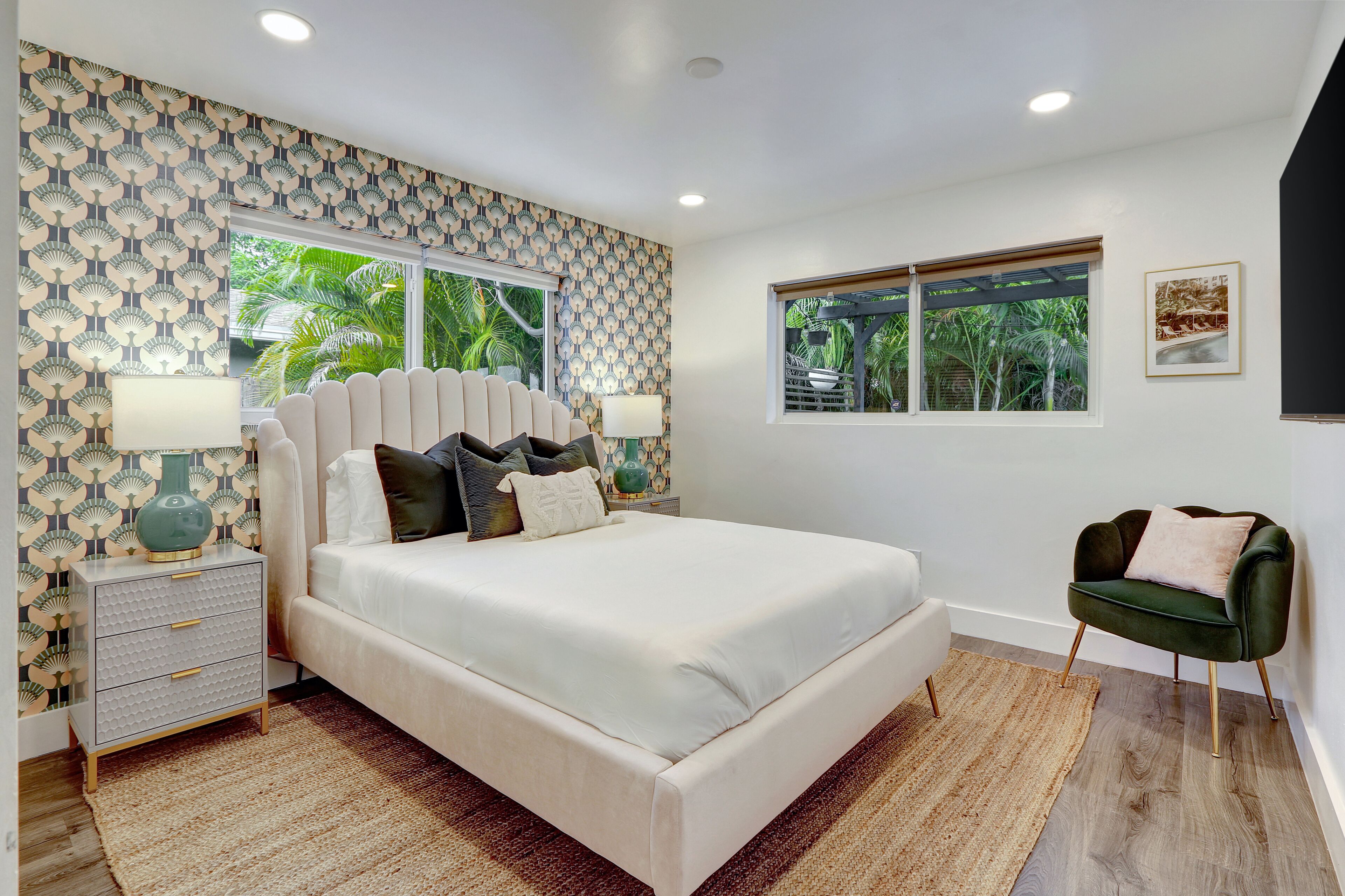 4 slaapkamers, reisbedje, wifi, beddengoed