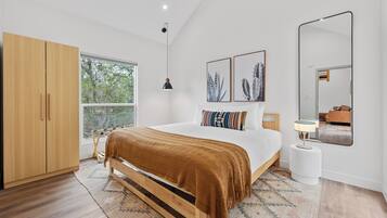 2 habitaciones, cuna de viaje, wifi gratis y ropa de cama