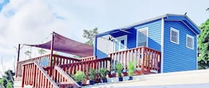 Exterior - Vida D' Montaña Tiny House (Corozal)