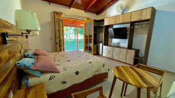Panoramic Double Room | Down duvets, minibar, desk, laptop workspace