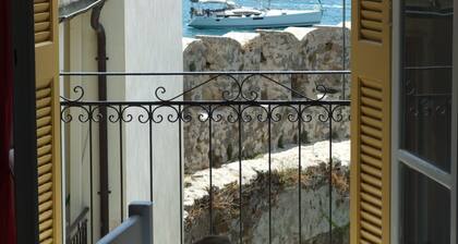 NAFPAKTOS APARTMENT AND STUDIOS iN PORT - 2 Bedroom Apartment 4 Guests