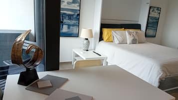 Studio | Free WiFi, bed sheets