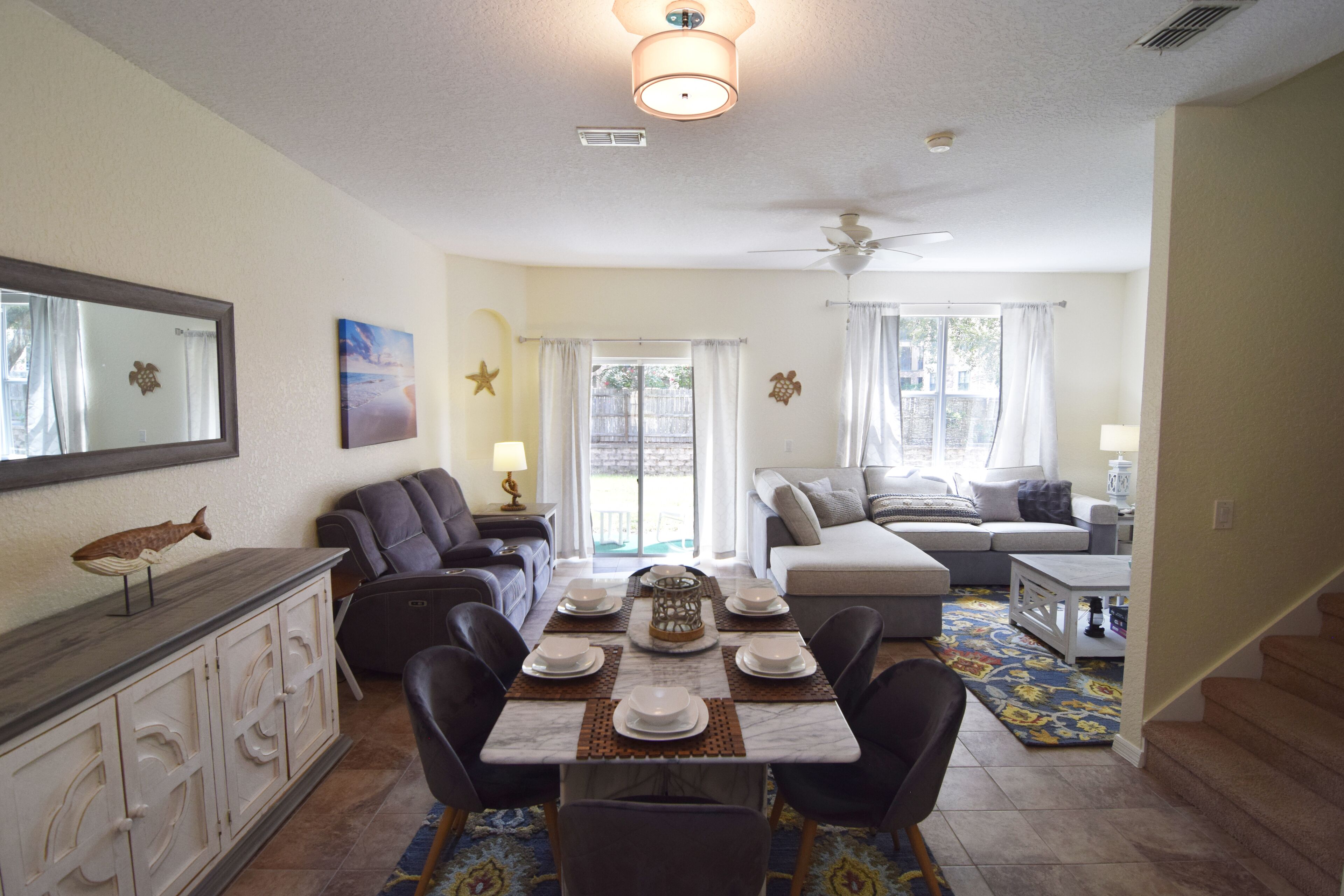Updated 3 Bed Townhome, Regal Palms Resort, Lazy River, Slide, Disney 9 miles!
