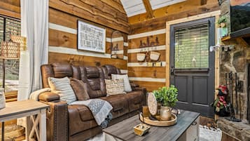 TV connectée, cheminée, jeux vidéo, chaßne hi-fi