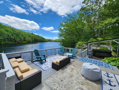 SECLUDED WATERFRONT HOME WITH ROOM FOR ALL