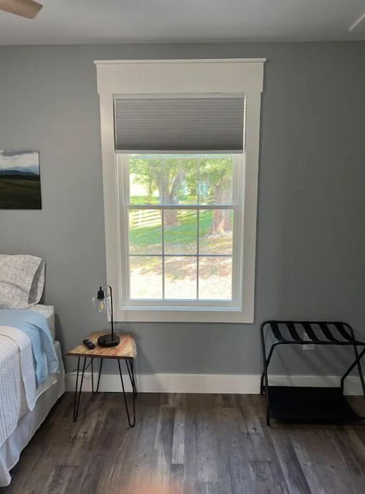 Clean! Pet friendly, New construction, 2 bedrooms, 2 bathrooms, washerdryer Jonesborough Vrbo