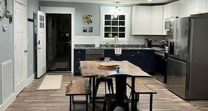 Clean! Pet friendly, New construction, 2 bedrooms, 2 bathrooms, washer-dryer