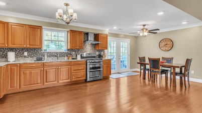 Leo Farm Villa - Beautiful Country Retreat by RedAwning