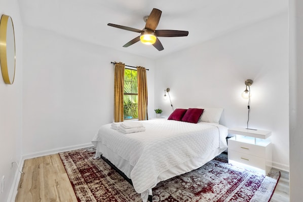 8 bedrooms, desk, iron/ironing board, free WiFi