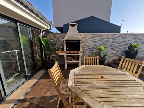 Casa a 5 min da Praia com Piscina Coberta e Jacuzzi