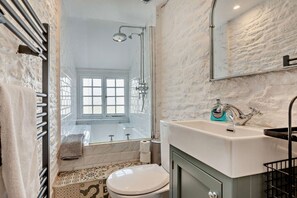 Ducha y bañera combinadas