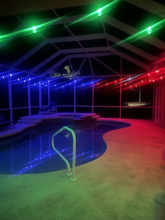 Pool. Relax on our guest room