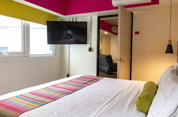 Superior-Suite, 1 King-Bett und Schlafsofa, Nichtraucher | Minibar, Zimmersafe, individuell dekoriert, individuell eingerichtet