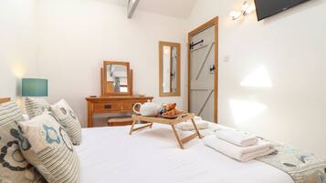 2 habitaciones, decoración personalizada y muebles diferentes