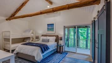 12 多间卧室、办公桌、熨斗/熨衣板、旅行婴儿床