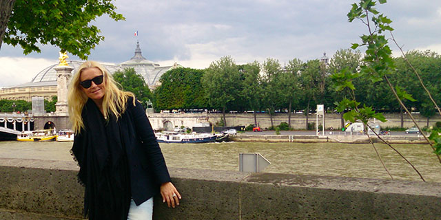 Shop like a local in Paris