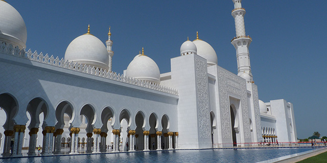 24 hours in Abu Dhabi