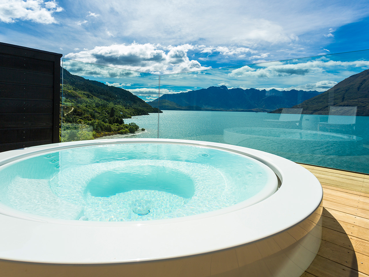Unique Sleeps: Matakauri Lodge, Queenstown