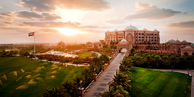 Unique Sleeps: Emirates Palace Abu Dhabi