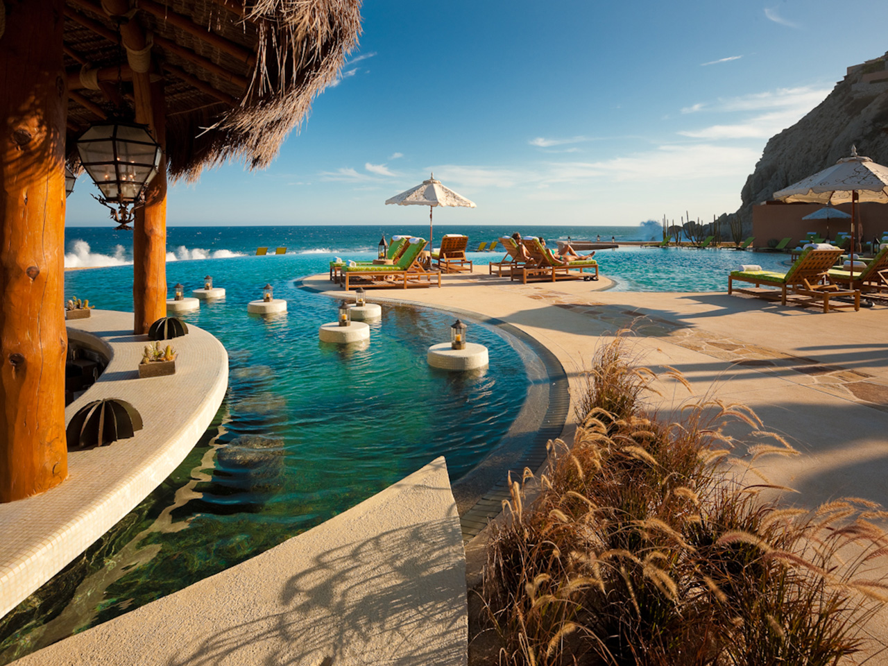 listopedia: cool hotel pools