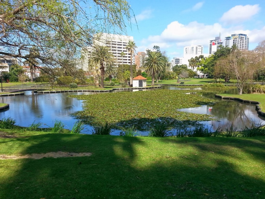 Queens Park, Perth