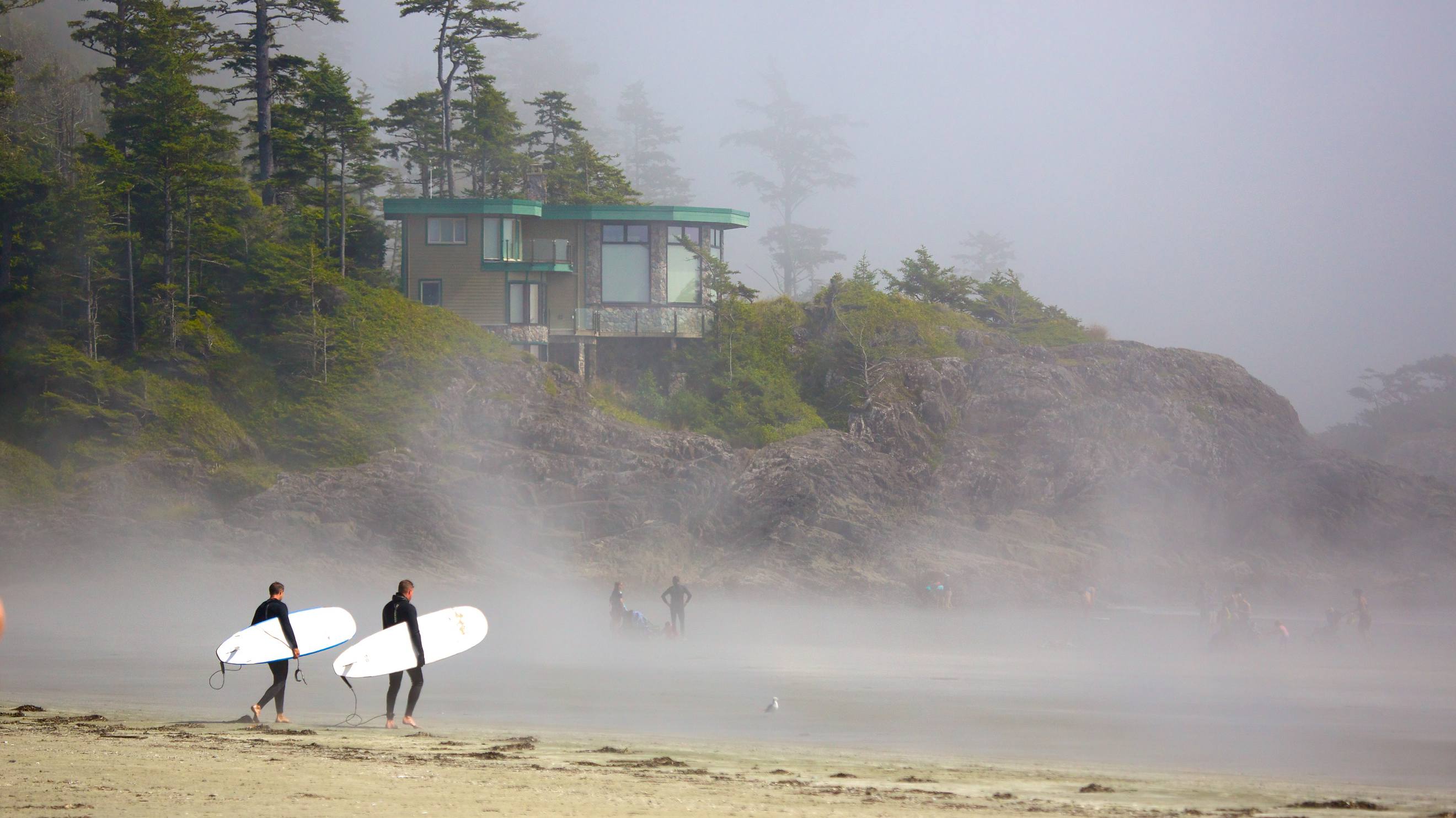 travel time to tofino