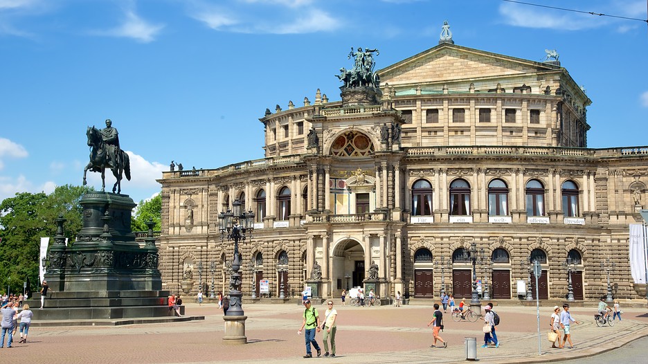 Semper Opera House in Dresden, Expedia