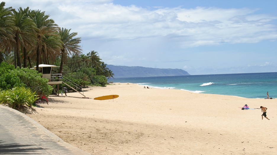 Sunset Beach in Haleiwa, Hawaii Expedia