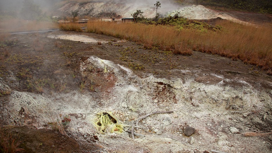 hawaii national park men Hawaii volcanoes national park is now closed by christine hitt may 4, 2018 a series of strong earthquakes have been rocking kilauea volcano, with the strongest, a 69-magnitude quake, happening this afternoon. hawaii national park men Hawaii volcanoes national park is now closed by christine hitt may 4, 2018 a series of strong earthquakes have been rocking kilauea volcano, with the strongest, a 69-magnitude quake, happening this afternoon.