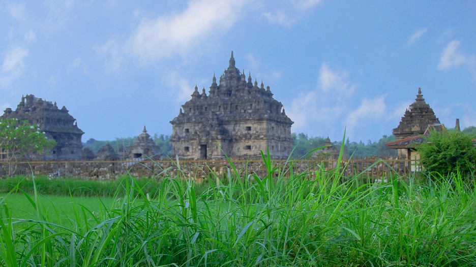Yogyakarta Vacations 2017: Package Save up to $603 Cheap Deals on Expedia Yogyakarta Vacations 2017: Package Save up to $603 Cheap Deals on Expedia