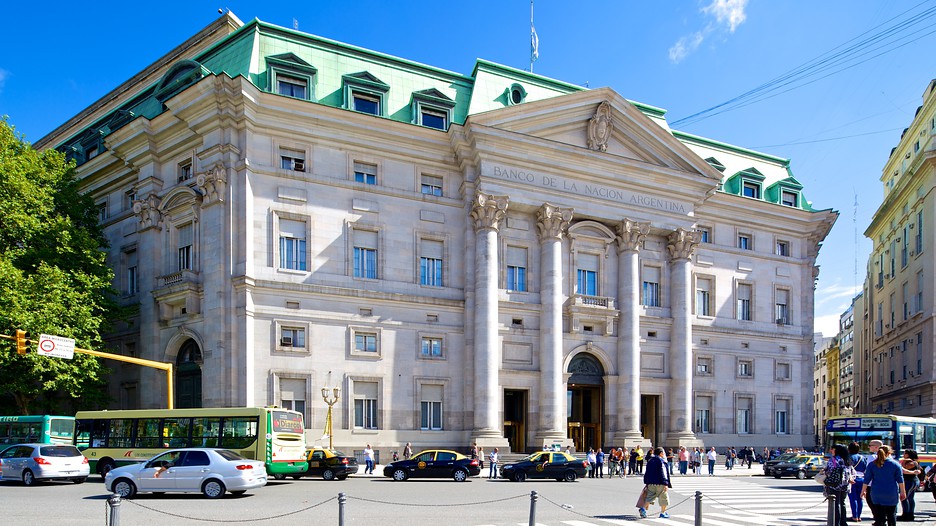 Plaza del Mayo - Buenos Aires, Attraction | Expedia.com.au